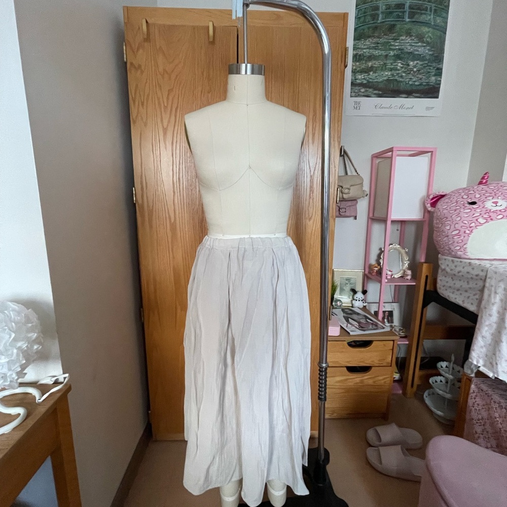 H&M White Midi Skirt for Women